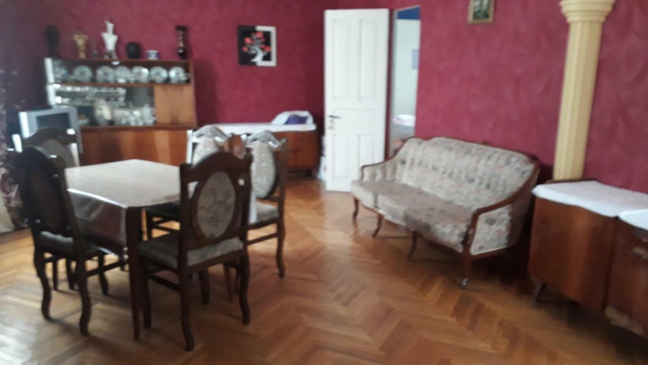 Guest House On Kostava 23 Kobuleti Ngoại thất bức ảnh